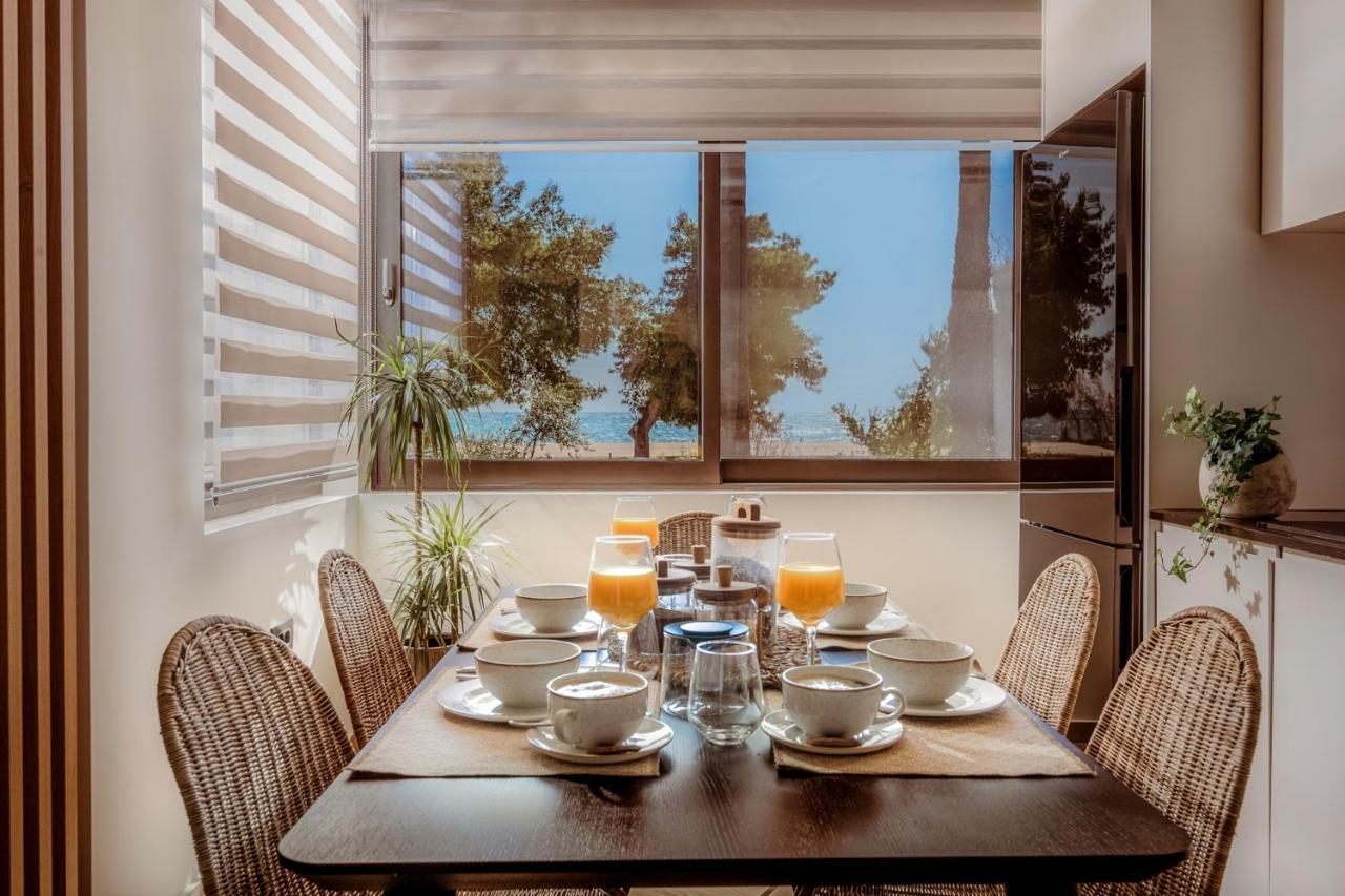 Point Ephemere Beachfront Apartments Закинтос Экстерьер фото